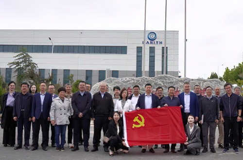 黨建協(xié)作片第一片區(qū)開展“黨建引領(lǐng)聚合力 創(chuàng)新驅(qū)動促發(fā)展”主題活動